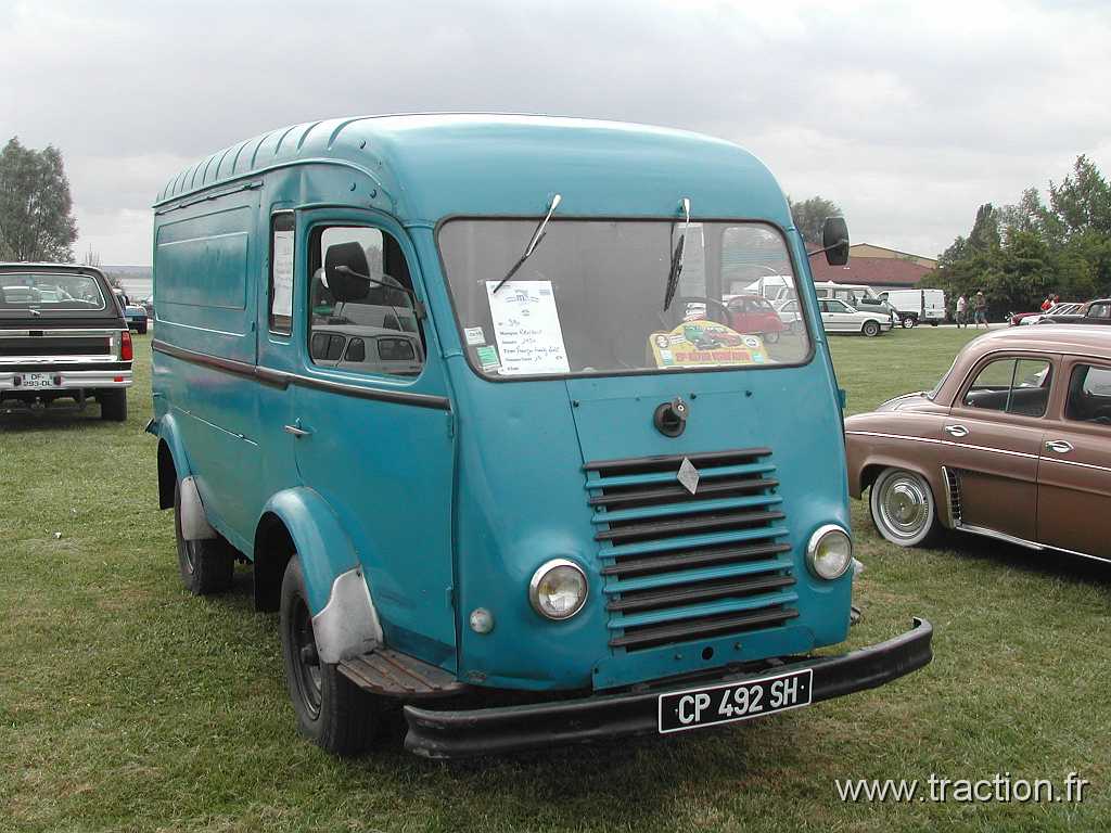 2014_Madine (48).JPG - 29ème Retro Meus'Auto au Lac de Madine, fourgon Renault Galion